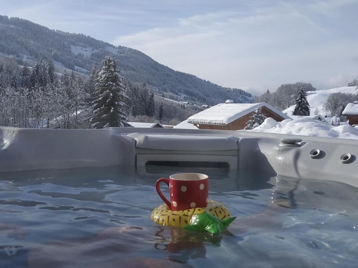 A4 Km De Megeve Tres Joli Studio Avec Jacuzzi ,Vue Sur Les Montagnes Au Calme Praz-sur-Arly Exterior photo