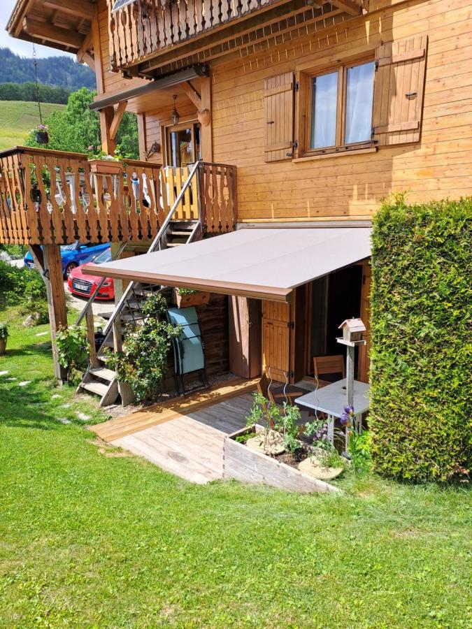 A4 Km De Megeve Tres Joli Studio Avec Jacuzzi ,Vue Sur Les Montagnes Au Calme Praz-sur-Arly Exterior photo